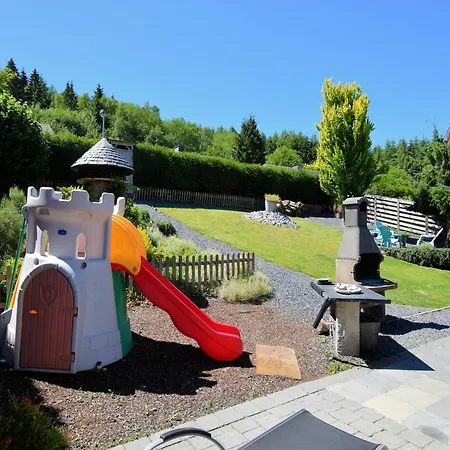 Jacuzzi Retreat, Ardennes, Cleaning Included