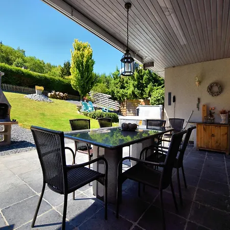 Сasa de vacaciones Jacuzzi Retreat, Ardennes, Cleaning Included Filly