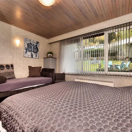 Сasa de vacaciones Jacuzzi Retreat, Ardennes, Cleaning Included *